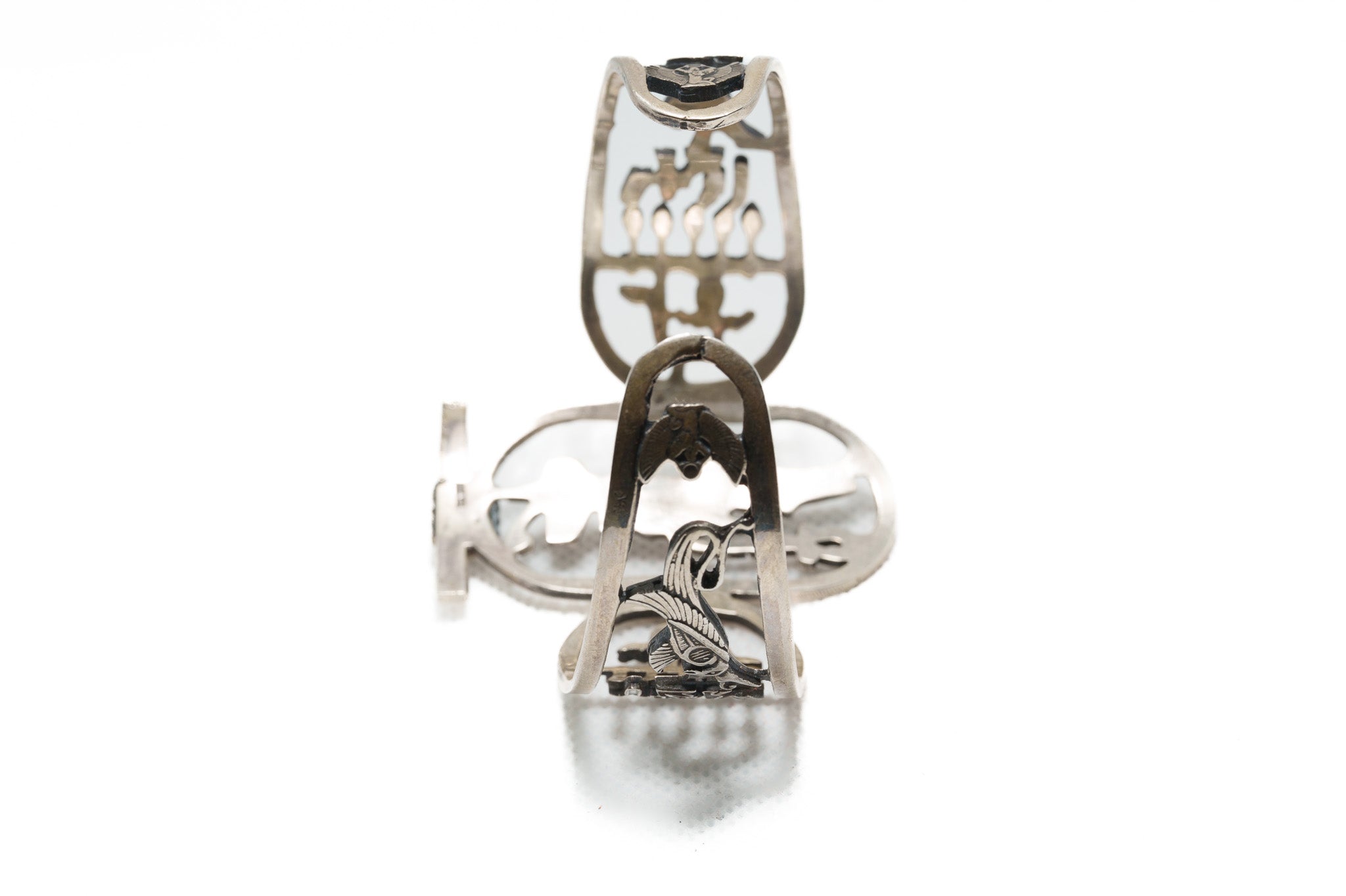 Isis Sovereign Cuff